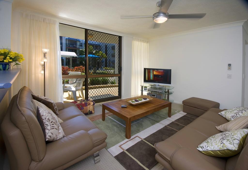 Headland Tropicana Resort Alexandra Headland Esterno foto