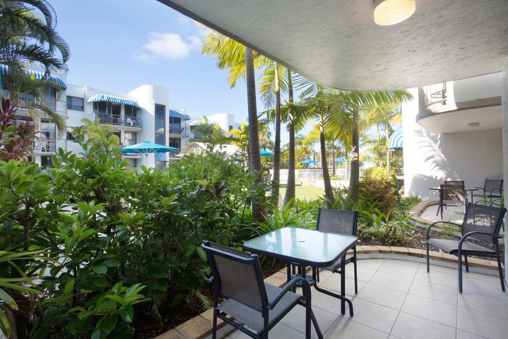 Headland Tropicana Resort Alexandra Headland Esterno foto
