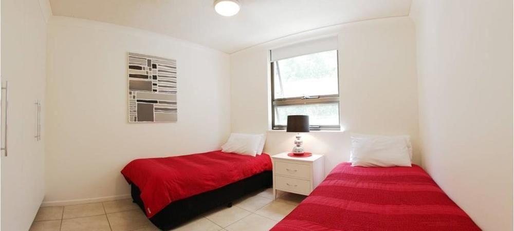 Headland Tropicana Resort Alexandra Headland Esterno foto