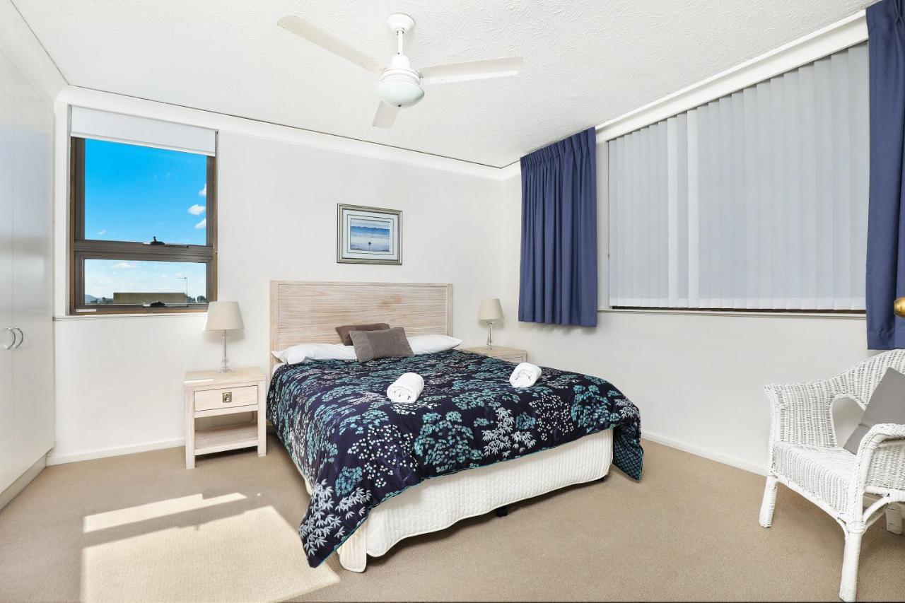 Headland Tropicana Resort Alexandra Headland Esterno foto